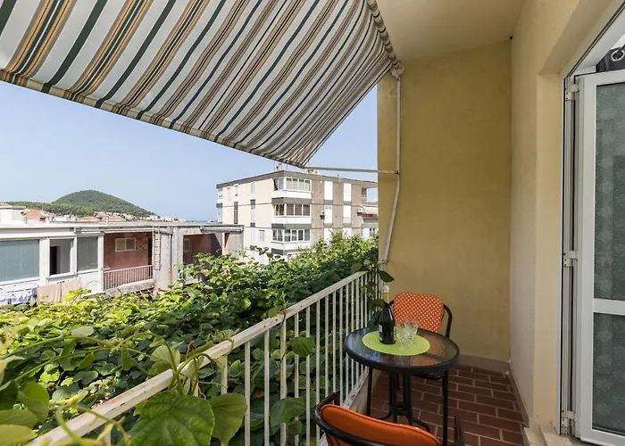 Guest House Bradas